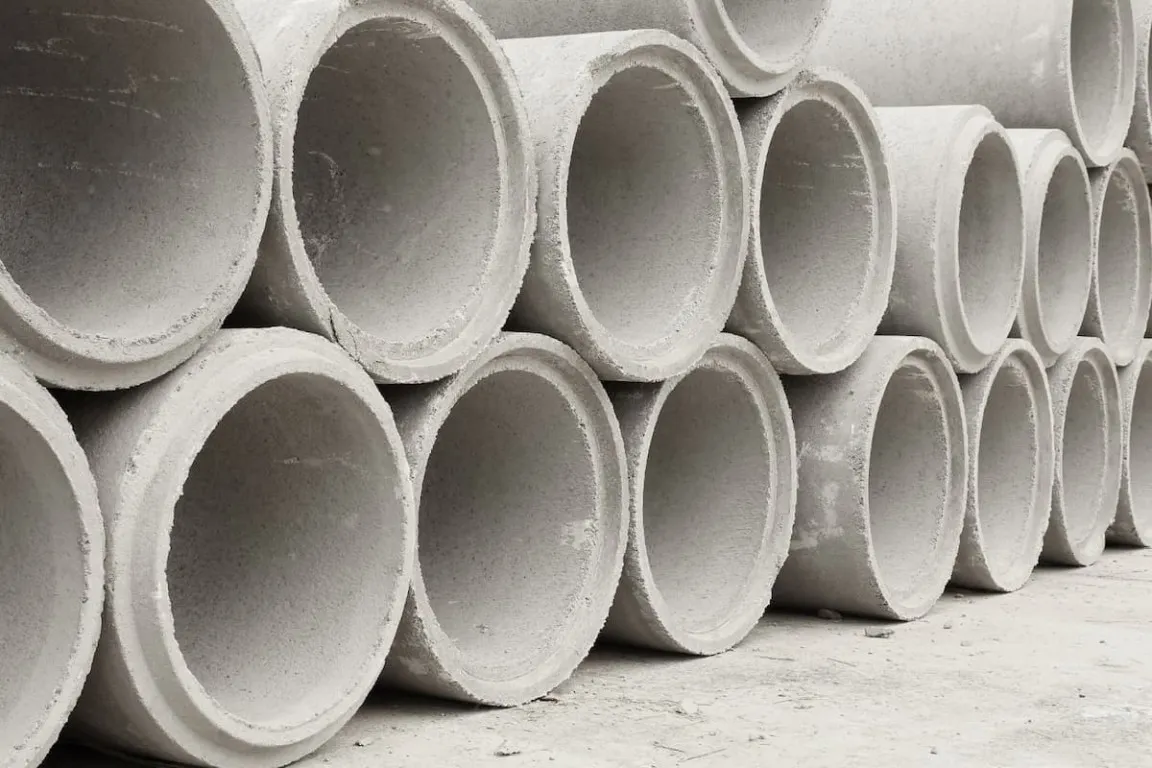 Buis beton atau gorong-gorong beton berbagai ukuran untuk saluran drainase di wilayah Solo Raya