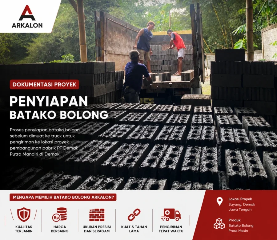 dokumentasi penyiapan batako bolong untuk proyek pembangunan pabrik di Demak